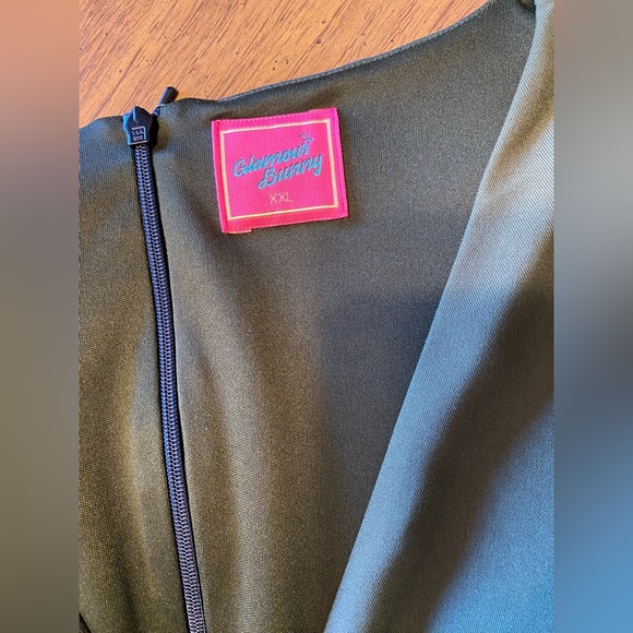 GLAMOUR BUNNY SOPHIA PINUP WIGGLE PENCIL OLIVE FITTED DRESS RARE TOP VINTAGE - Picture 9 of 11